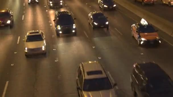 シカゴ アメリカ合衆国 2016 クローズ アップ Hyperlapse 夕方のラッシュアワーの間に忙しい 車線高速道路高速道路に沿って加速 Suv 半トラック — ストック動画
