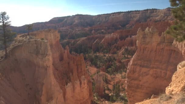 Schöne Aussicht Auf Das Berühmte Amphitheater Atemberaubenden Bryce Canyon Nationalpark — Stockvideo