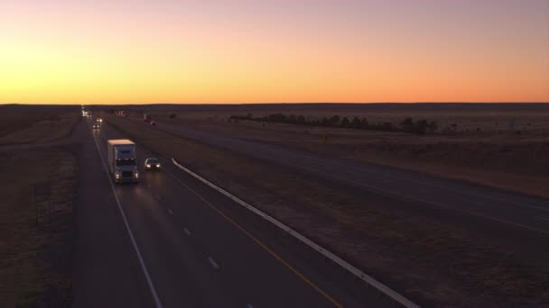 Amarillo Texas Usa December Aerial Bilar Och Gods Semi Lastbilar — Stockvideo