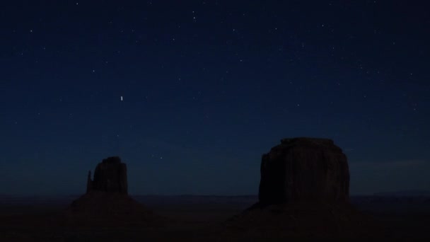 Noční Obloha Časová Prodleva Úžasné Hvězdné Noci Památka Monument Valley — Stock video