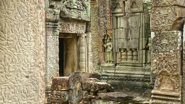 Hermosa Vista Del Histórico Complejo Templos Angkor Wat Que Desvanece —  Fotos de Stock