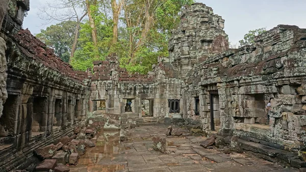 Impresionante Vista Las Ruinas Antiguas Descomposición Del Complejo Del Templo —  Fotos de Stock