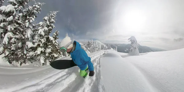 360 Overcapture Genç Erkek Zamları Toz Karda Snowboard Için Dik — Stok fotoğraf