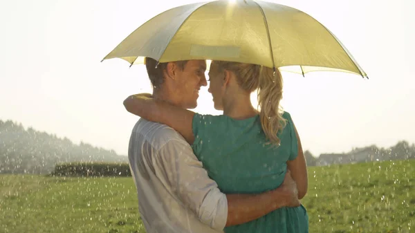 Close Smiling Woman Looks Handsome Boyfriend Eyes Dance Alone Middle — Stock Photo, Image