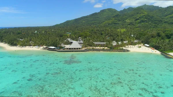Aerial Flying Picturesque Sandy Beaches Hotel Exotic Island Spectacular View — 图库照片