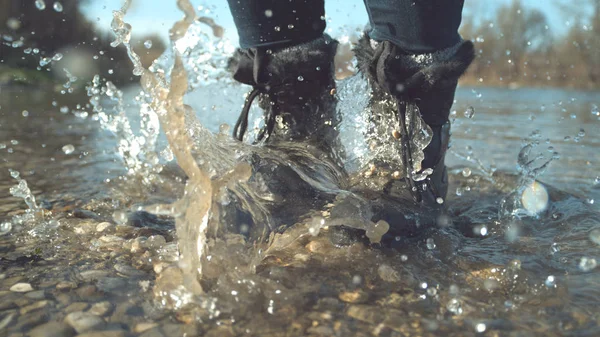 ᐈ Pisar imágenes de stock, fotos pisando fuerte | descargar en