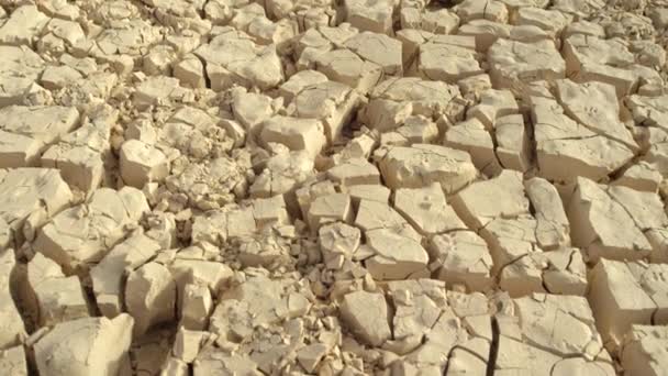 Fermeture Sol Brun Clair Asséché Qui Fissure Par Temps Chaud — Video