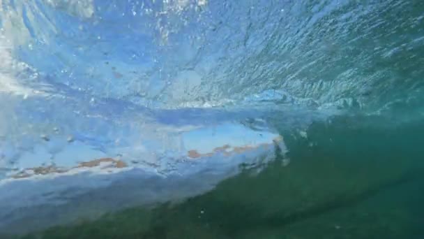 Slow Motion Underwater Magical Glazed Barrel Wave Forms Whirls Glassy — Stock Video