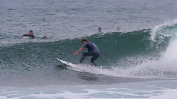 Október 2017 Fuerteventura Kanári Szigetek Lassú Mozgás Tapasztalt Szörfös Fickó — Stock videók