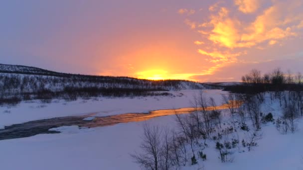 Hava Laponya Rüya Gibi Gün Batımında Karlı Kış Harikalar Diyarında — Stok video