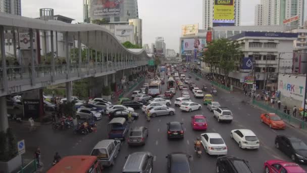 Bangkok Thailand Maart 2017 Luchtfoto Zweef Boven Massale Verkeerscongestie Tijdens — Stockvideo