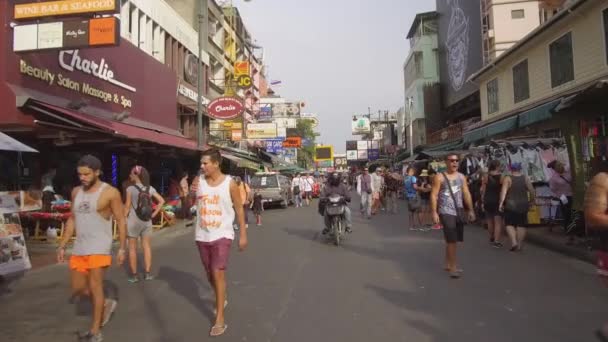 Bangkok Thailand Maart 2017 Pov Mensen Lopen Met Souvenir Stands — Stockvideo