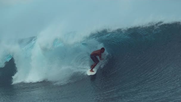 Slow Motion Close Young Pro Surfer Surfs Big Barrel Wave — Stock Video