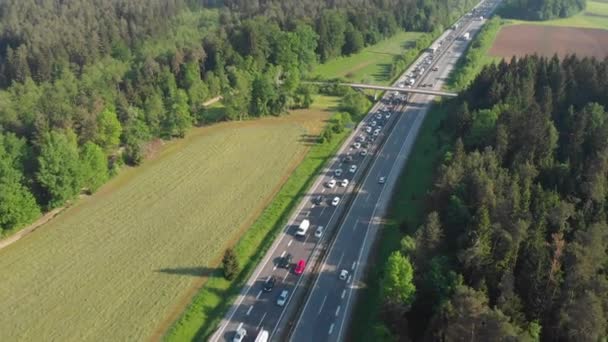 Aereo Pendolari Turisti Vacanza Spostano Lentamente Attraverso Congestione Del Traffico — Video Stock