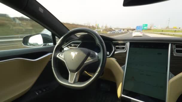 Autonome Tesla Auto Maart 2018 Close Awesome Technologisch Geavanceerde Tesla — Stockvideo