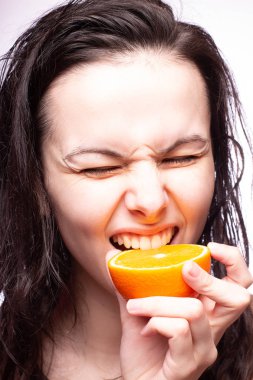 portakal ile güzel kız, portre