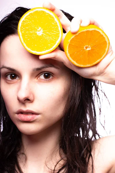 portakal ile güzel kız, portre