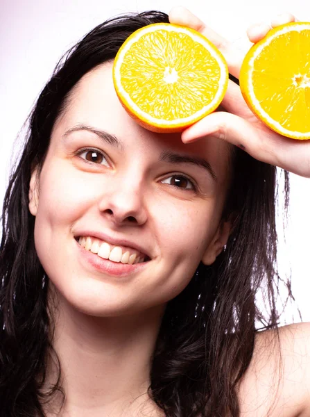 portakal ile güzel kız, portre