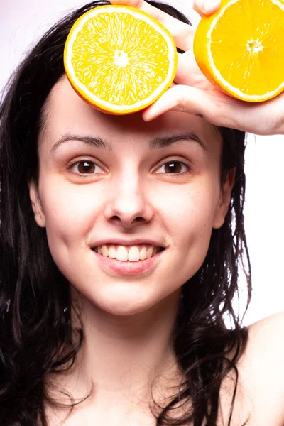 portakal ile güzel kız, portre