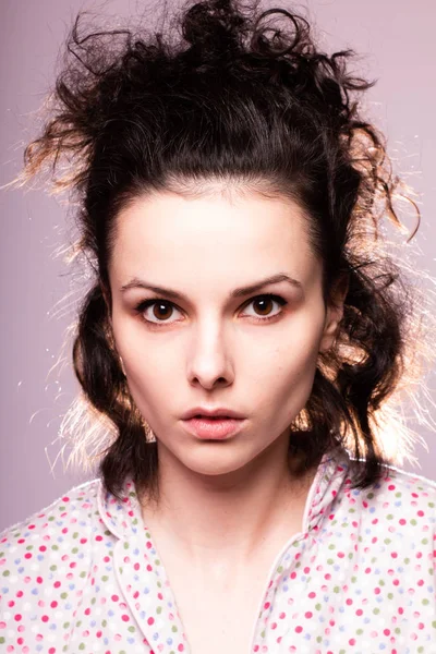 pijama güzel kıvırcık kız