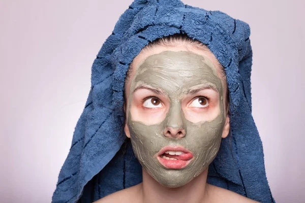 Young Woman Towel Her Head Mask Her Face — Stock Photo, Image