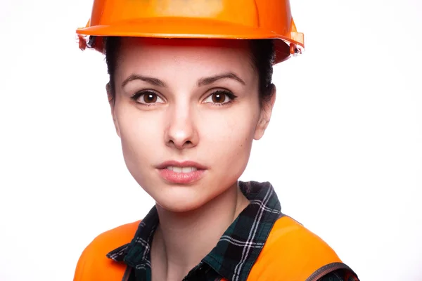 Ung Kvinne Som Bygger Hard Hatt – stockfoto