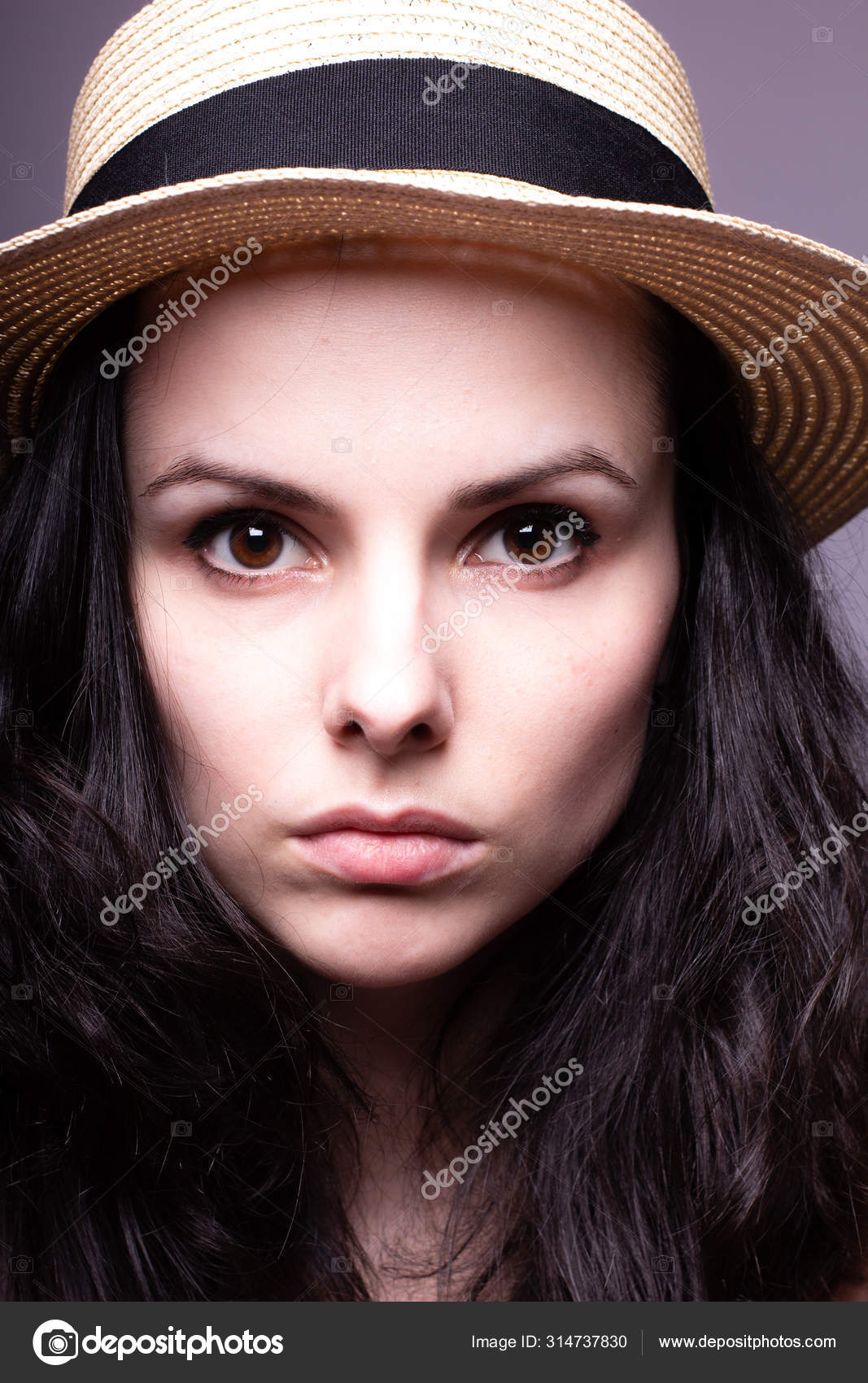 Beautiful Girl Hat Portrait Studio Stock Photo by ©Shilovskaya 314737830