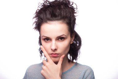 Güzel kıvırcık kız yakın plan portresi