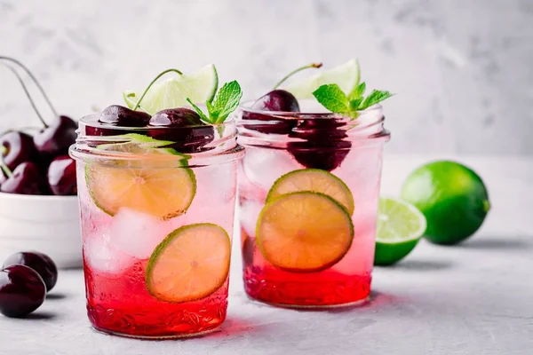 Refreshing Cold Summer Drink Cherry Lime Lemonade Mint — Stock Photo, Image