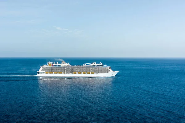 Tropik ada yaz tatili ve tatil konsepti.