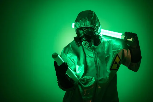 生物学的大惨事と戦う。放射線及び化学中毒 — ストック写真