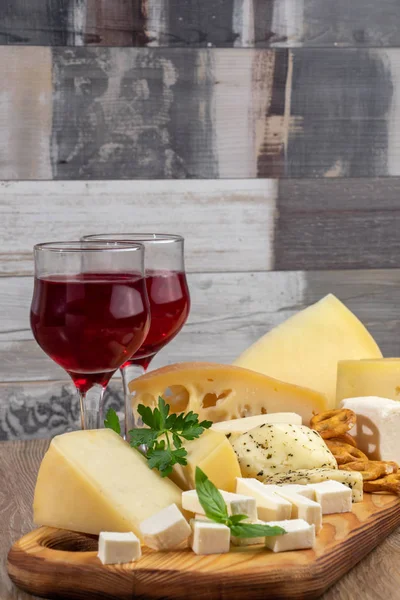 Different Types Cheeses Glass Wine Wooden Cutting Board Copy Space — Stock Photo, Image
