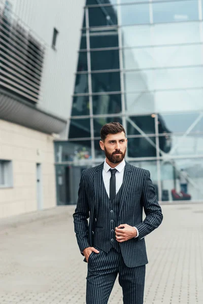 Hombre Negocios Con Traje Caro Trabajar — Foto de Stock