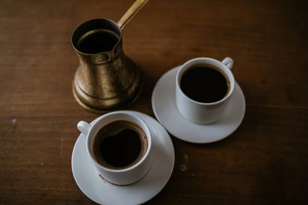 Две Чашки Турецкого Кофе Столе — стоковое фото