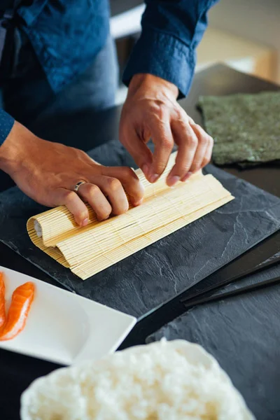 Sushi Being Rolled Sushi Form — Stock Photo, Image