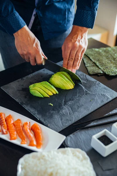 Avokáda Rozpulte Připravené Pro Sushi — Stock fotografie
