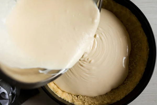 Hacer tarta de queso —  Fotos de Stock