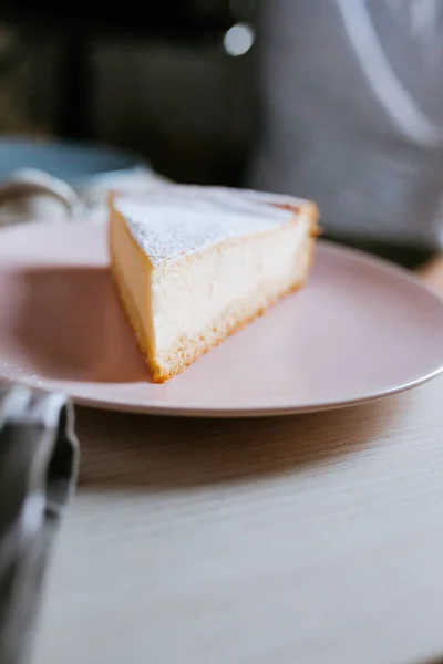 Rebanada de pastel de queso — Foto de Stock