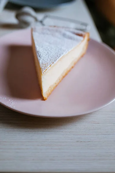Rebanada de pastel de queso — Foto de Stock