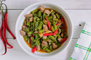 Oseng buncis veya Tumis buncis. tavada fasulye endonezya incelik