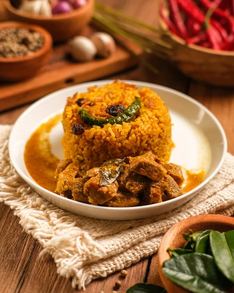 Indian Mutton Biryani Dish Served Wooden Table Typical Food India — Stock Photo, Image