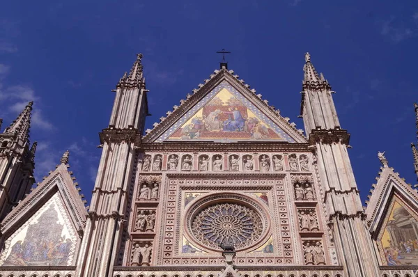 Detalj Fasaden Katedralen Orvieto Italien — Stockfoto