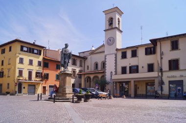 Giotto Meydanı, Vicchio, Toskana, İtalya