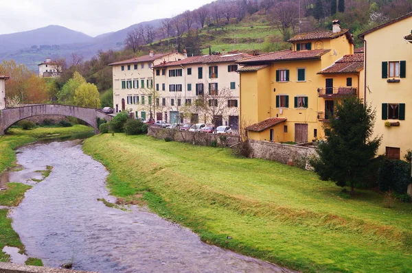 Παλιό Γεφύρι Στο Torrent Comano Dicomano Τοσκάνη Ιταλία — Φωτογραφία Αρχείου