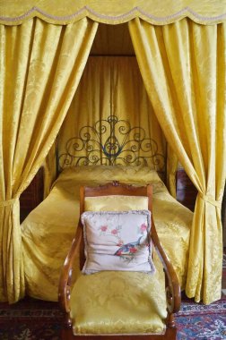 Gölgelik yatak içinde Viti Palace, Toskana, İtalya