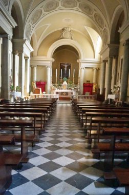 San Michele Arcangelo, Toskana, kilise İtalya'nın iç