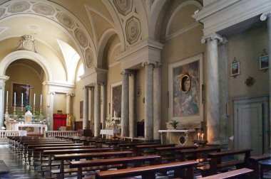 San Michele Arcangelo, Toskana, kilise İtalya'nın iç