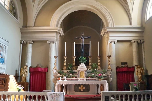 Wnętrze Kościoła San Michele Arcangelo Toskania Włochy — Zdjęcie stockowe