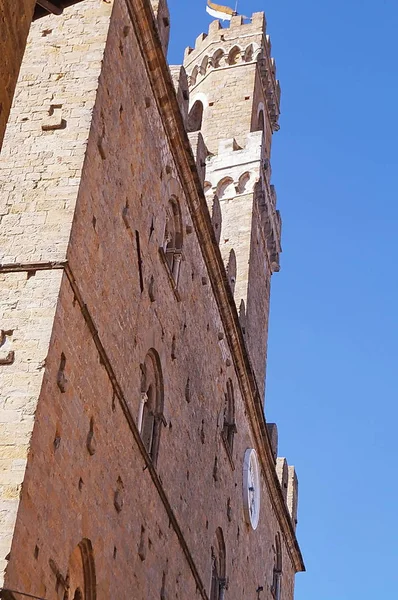 Priori Palace Volterra Toscana Italia — kuvapankkivalokuva