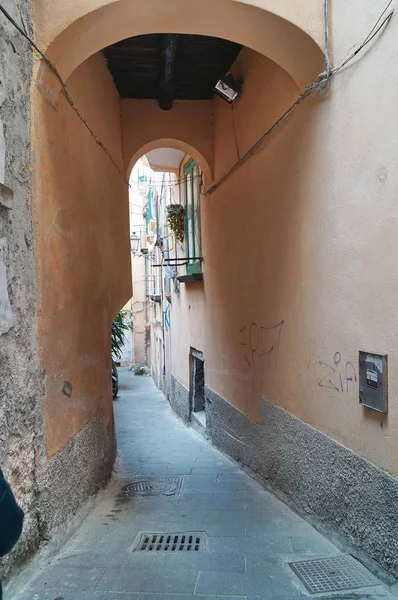 古い町のサレルノ イタリアの典型的な路地 — ストック写真